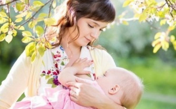 新手妈妈的哺乳误区有哪些？新手妈妈怎样哺乳最好？(1)