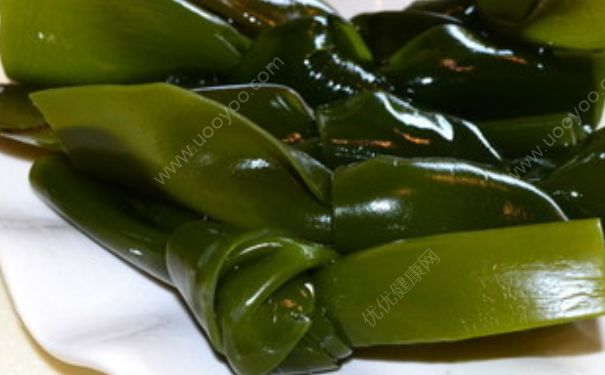 乳房下垂到底有哪些原因？乳房下垂应该多吃哪些食物？(1)