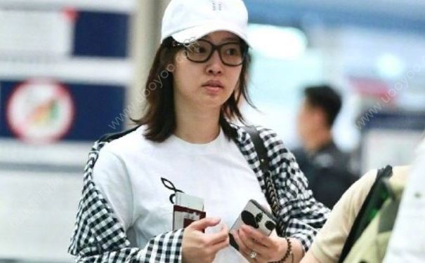 白百何发福素颜现身首都机场，女性该怎么预防中年发福？(1)