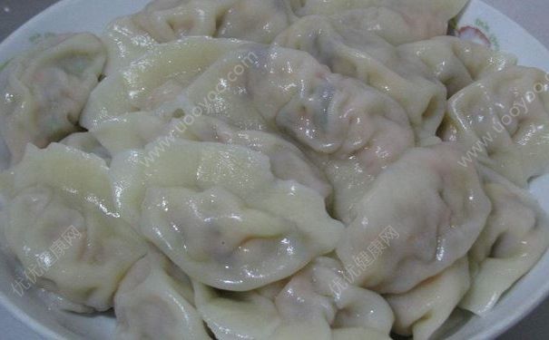 印度议员封杀饺子，当地老百姓