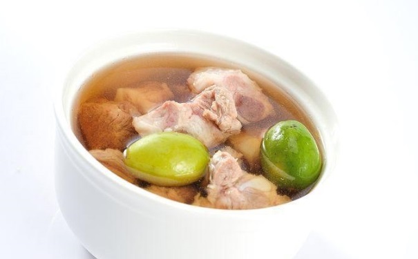 青橄榄鸡骨汤怎么做？青橄榄鸡骨汤的做法是什么？(1)