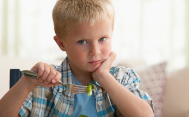 孩子挑食有哪些解决方法？怎样预防儿童出现挑食现象？(1)