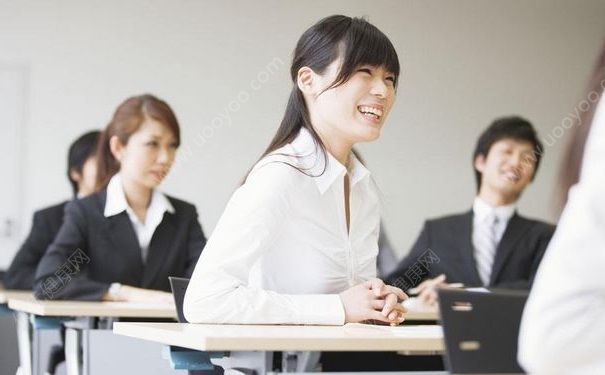 超六成白领称自己过劳肥，上班族该怎样避免肥胖？(4)