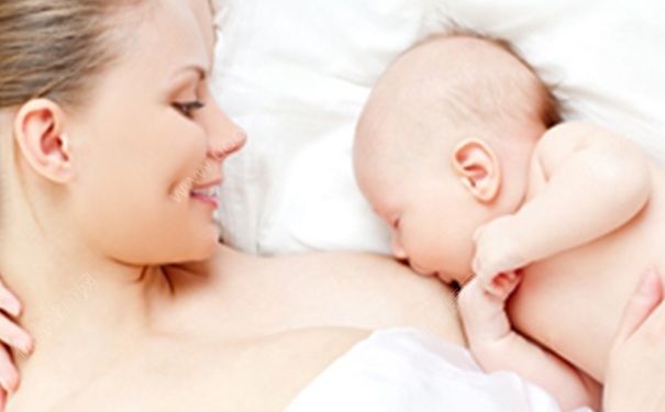 母乳喂养多久才是最好的？母乳喂养有哪些窍门？(1)