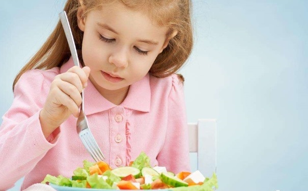 宝宝挑食偏食怎么办？如何让孩子不再偏食？(1)