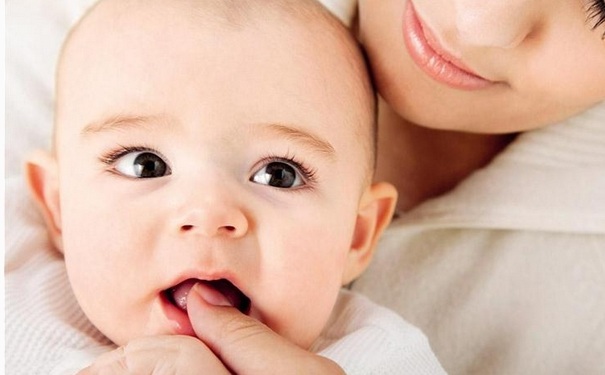 宝宝乳牙生长顺序是怎样的？怎么做好乳牙的保健？(1)