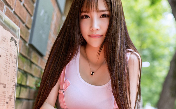 初二女生怎么去腿毛？初二的女生能去腿毛吗？(1)