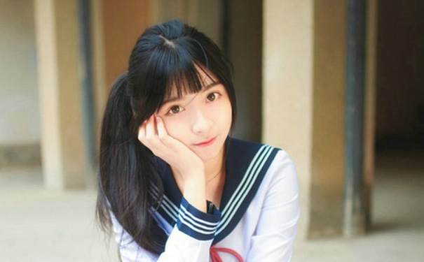 初一女生穿什么小背心？初一女生要穿小背心吗？(1)