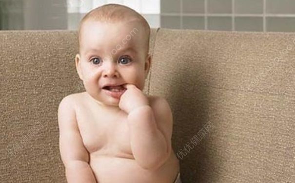 孩子长牙期发烧怎么办？孩子长牙期怎么护理？(1)