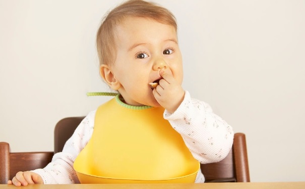小孩儿不爱吃饭怎么办？怎么让小孩子吃饭？(1)