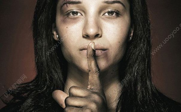 两性中女人最不能容忍哪些事？男朋友对我撒谎了应该怎