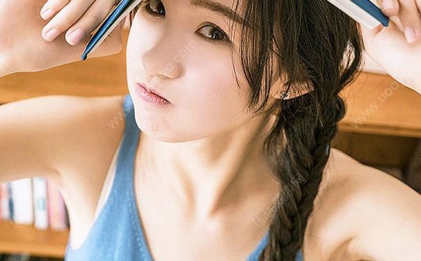 初二的女生长阴毛正常吗？初二女孩长阴毛吗？(2)