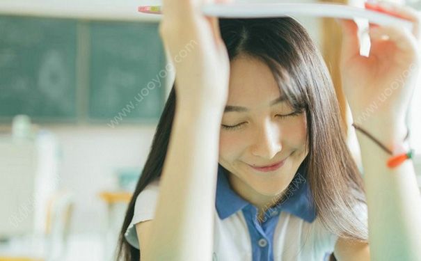 初一女生长阴毛正常吗？初一女生那会长阴毛吗？(4)