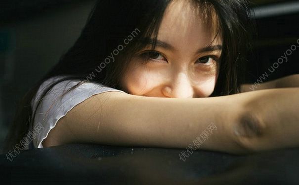 初一女生长阴毛正常吗？初一女生那会长阴毛吗？(2)
