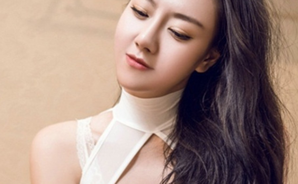 17岁女孩揉胸有什么危害？17岁的女孩乳房能摸吗？(1)