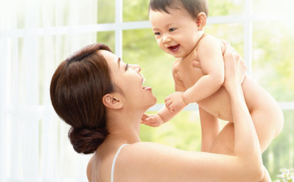 痱子是湿疹吗？痱子和湿疹有哪些区别？(1)