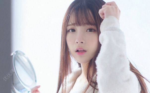 十六岁胸小可以不穿内衣吗？16岁女生胸小能不穿内衣吗？(3)