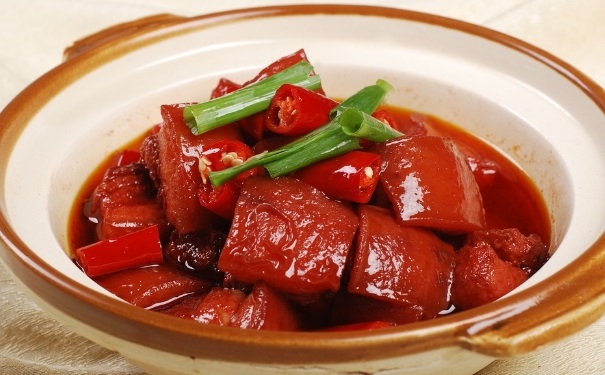 红烧肉要怎么做好吃？做红烧肉的技巧有哪些？(1)