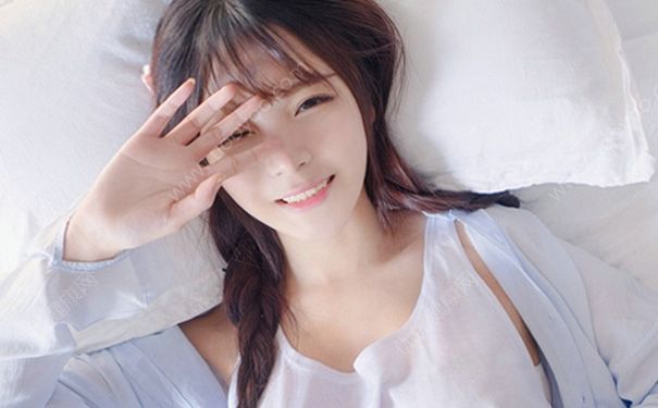 十六岁胸小可以不穿内衣吗？16岁女生胸小能不穿内衣吗？(4)