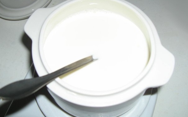 1杯酸奶2罐可乐？酸奶的热量真的很高吗？[图]