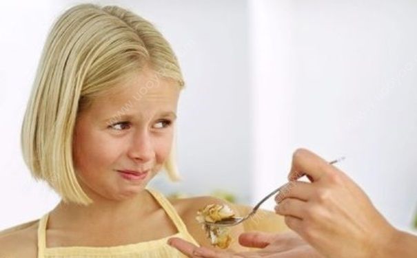 孩子为什么不爱吃饭？孩子不爱吃饭怎么纠正？(3)