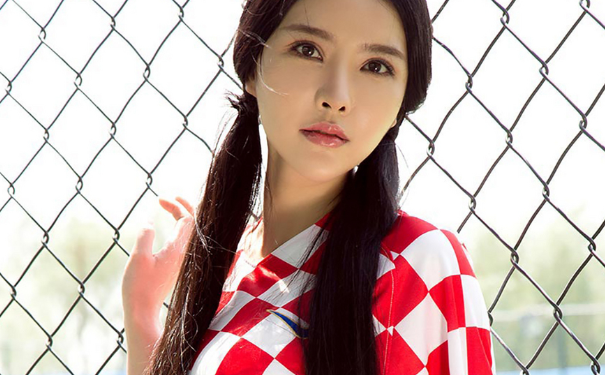 16岁女孩经血异味很重怎么办