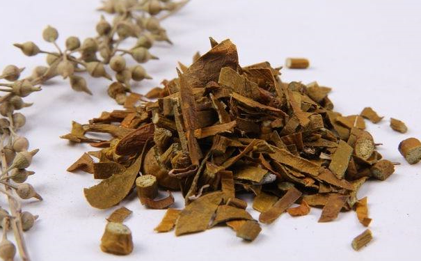 用什么中药泡脚能驱寒？中药泡脚用什么中药材？(1)