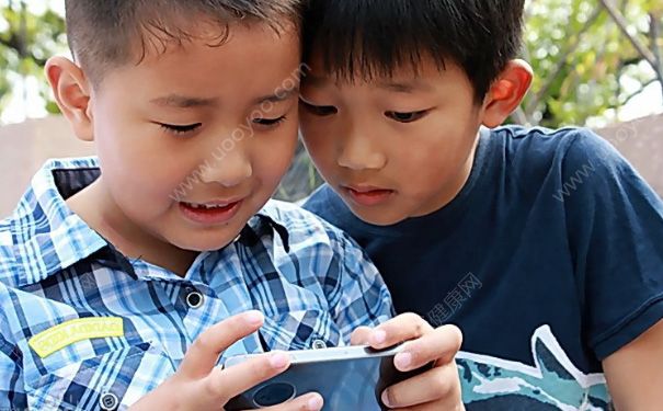 孩子爱玩手机怎么办？孩子迷上玩手机怎么办？(3)