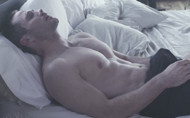 男人的乳房过大是什么情况？男人乳房过大的危害有哪些？(1)
