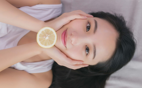 哪些动作可以瘦大腿？瘦大腿的最快方法[图]