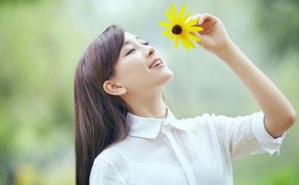 女人气色不好要吃什么补救？女人气色不好要多吃什么？(1)