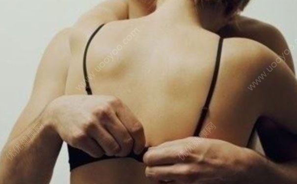 “硬汉操”能助男人提升性能力吗？如何锻炼能提高性能力？(1)