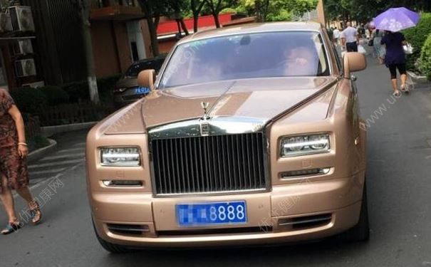 谢娜疑似怀孕，和张杰一同进孕检大楼，孕检要检查哪些项目？(2)