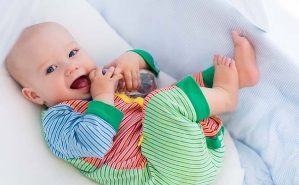 幼儿口腔怎么护理？幼儿口腔保健护理小常识(1)