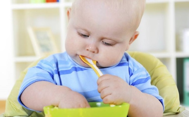 如何让宝宝不挑食？宝宝总是挑食怎么办？(1)