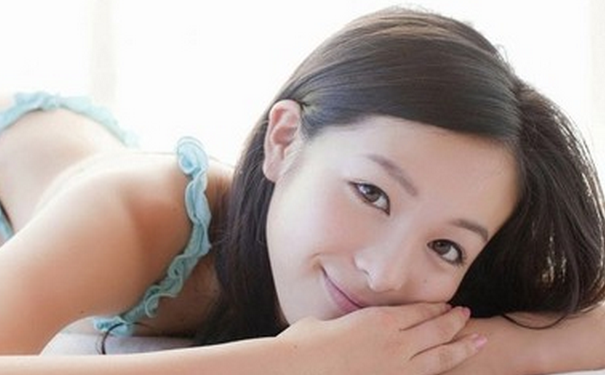 小腿水肿应该怎么做？按摩可以帮小腿消肿吗？(1)