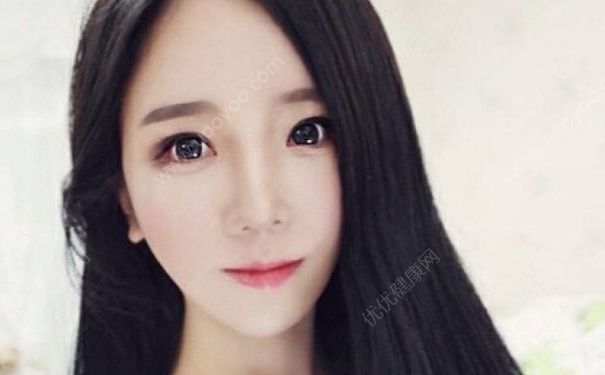 唇部整形恢复期长吗？唇部整形要注意什么？[图]
