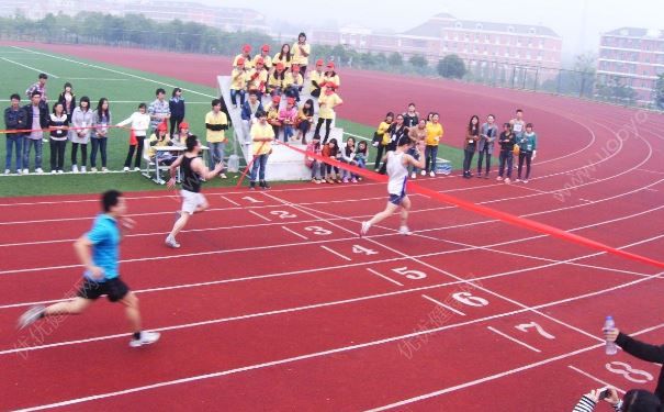 中学生运动会纪录40年未破，为什么现在学生体质越来越差？(2)