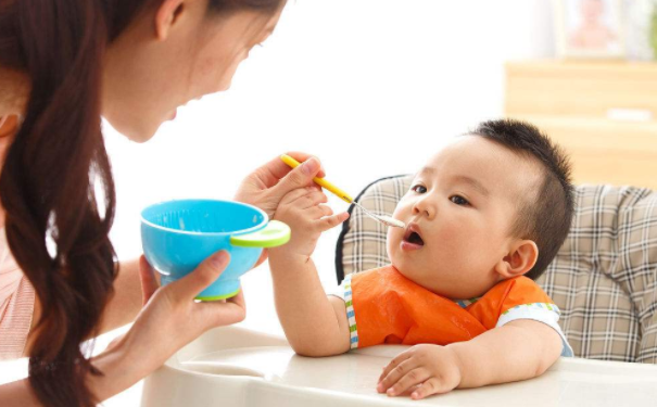 宝宝不吃饭是什么原因？为什么小孩不吃饭？(1)