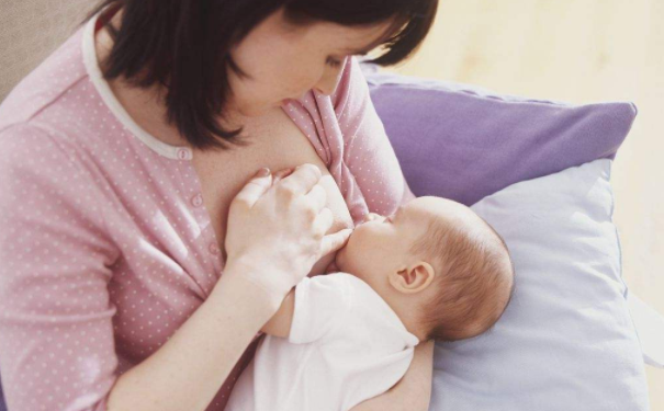 女人母乳喂养不能吃什么？哪些食物不适合母乳喂养的人吃？(1)