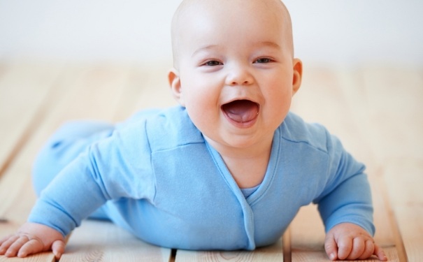 宝宝腹痛是什么原因？婴幼儿腹痛常见原因？(1)