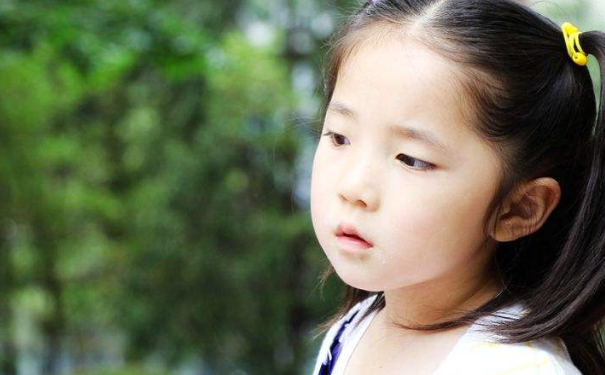怎么教育女孩爱护自己？怎么教育女儿认识性生活？(1)