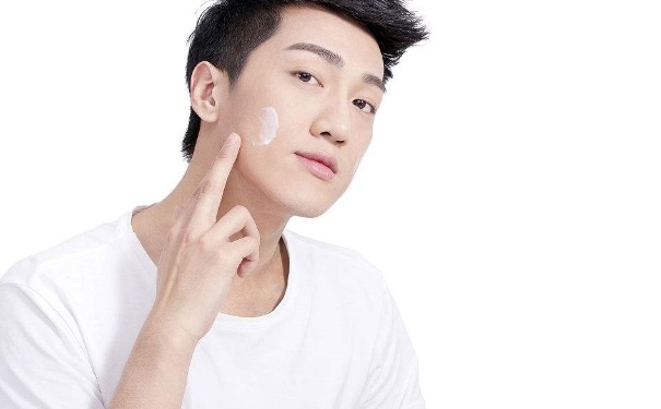 男士怎么样护肤？男士要用到哪些护肤产品？(1)