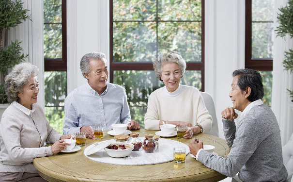 适合老人吃的食物有哪些？老人在饮食上要注意哪些？(1)
