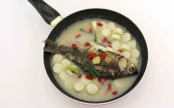 孩子吃什么可以改善视力？哪些食物可以改善孩子视力？(1)