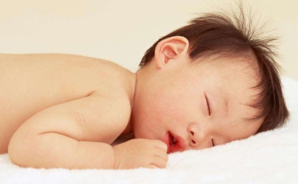宝宝睡觉有哪些禁忌？小孩睡觉的禁忌事项有哪些？(1)