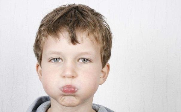 小孩吃饭有哪些禁忌？孩子吃饭的禁忌事项有哪些？(1)