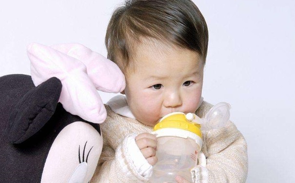 春季如何给宝宝补水？春季宝宝补水的方法有哪些？(1)