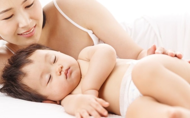 孩子晚上磨牙是怎么回事？造成宝宝睡觉磨牙的因素有哪些？(1)