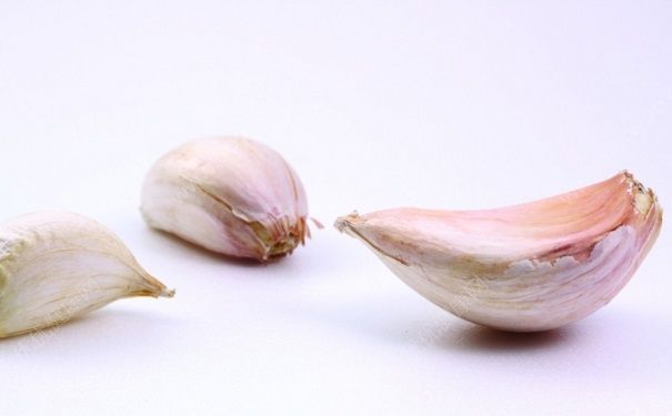秋天能够吃大蒜吗？秋天怎样吃大蒜更健康？(3)